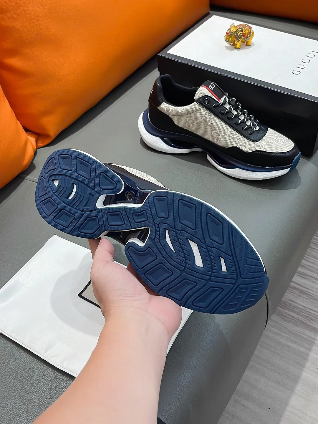 Men's shoes GUCCI "Gucci" P440 Regular size: 38-44 (casual shoes) Product materials: Selected cowhide upper, soft sheepskin lining; original outsole.